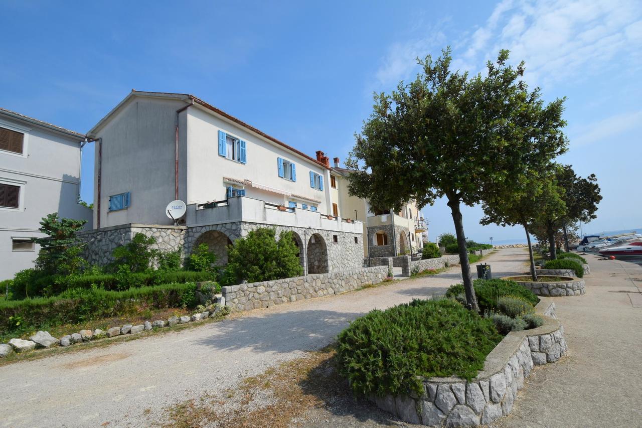 Guest House Keti Малинска Екстериор снимка