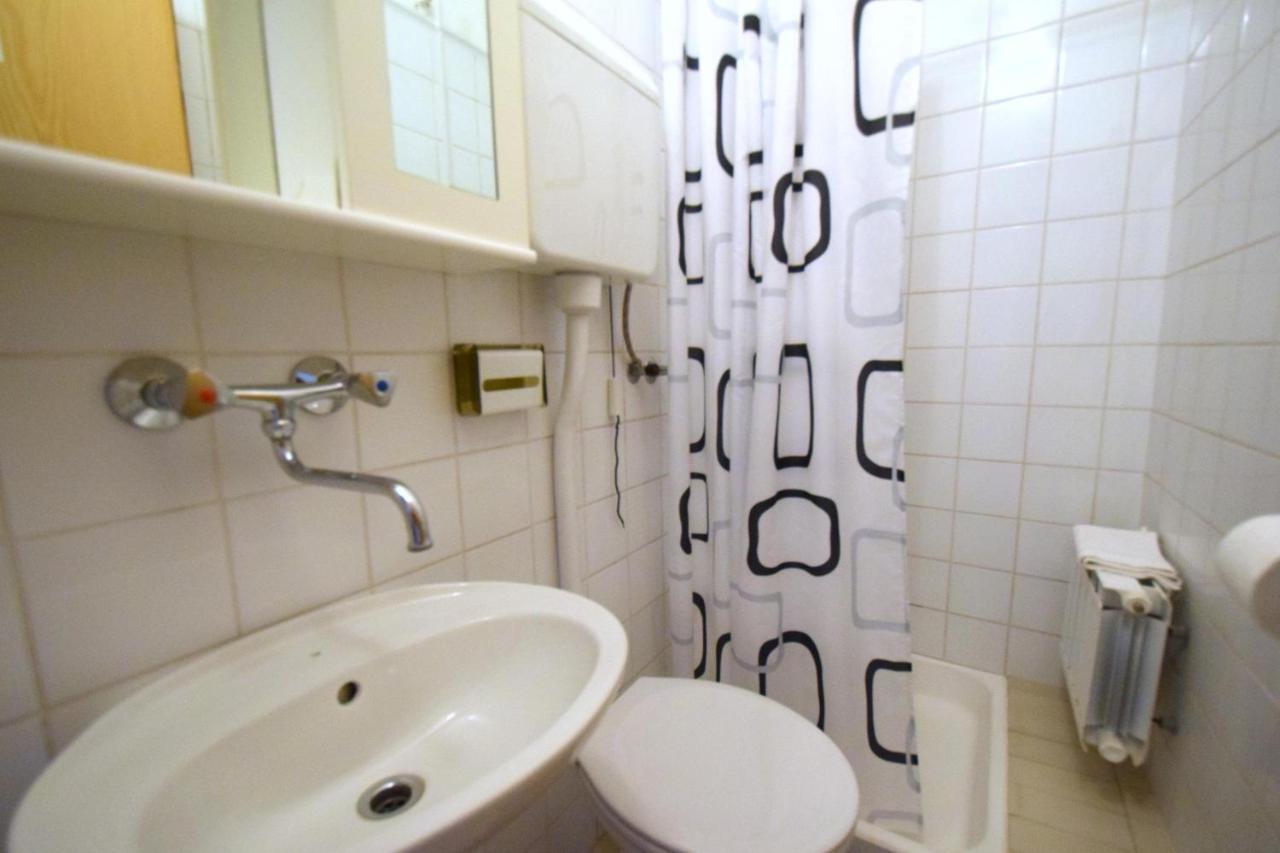 Guest House Keti Малинска Екстериор снимка