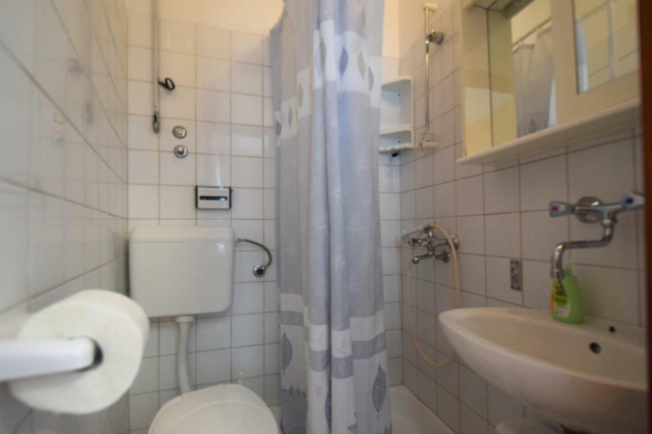Guest House Keti Малинска Екстериор снимка